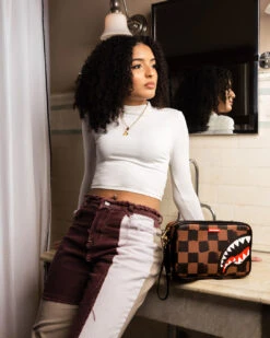 SPRAYGROUND SHARKS IN PARIS VANQUISH TOILETRY BAG 15 SPRAYGROUND SHARKS IN PARIS VANQUISH TOILETRY BAG -Spray Ground B5354 4 1