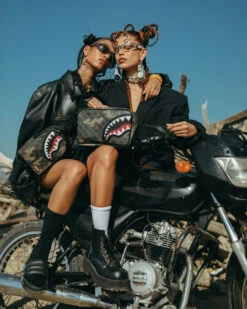 SPRAYGROUND LASERS BLAZIN TOILETRY BRICKSIDE BAG 15 SPRAYGROUND LASERS BLAZIN TOILETRY BRICKSIDE BAG -Spray Ground B5554 3 1