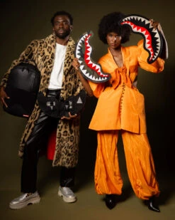 SPRAYGROUND VELCRO SHARK - 3 INTERCHANGEABLE SHARKS BACKPACK (DLXV) 23 SPRAYGROUND VELCRO SHARK - 3 INTERCHANGEABLE SHARKS BACKPACK (DLXV) -Spray Ground B5725 1 1