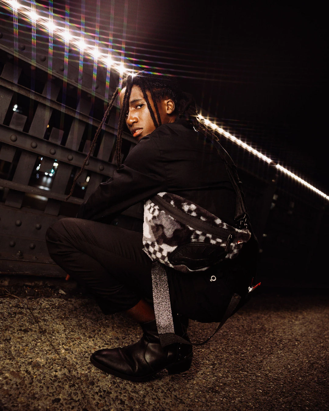 SPRAYGROUND 3AM PLUSH ASPEN HIGHLANDS SAVVY CROSSBODY 4 SPRAYGROUND 3AM PLUSH ASPEN HIGHLANDS SAVVY CROSSBODY - Image 4