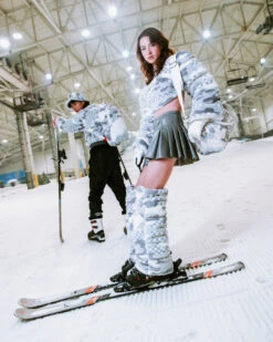 SPRAYGROUND 3AM PLUSH SWISS ALPS MINI DUFFLE 19 SPRAYGROUND 3AM PLUSH SWISS ALPS MINI DUFFLE -Spray Ground D5758 2 1