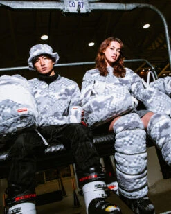 SPRAYGROUND 3AM PLUSH SWISS ALPS MINI DUFFLE 29 SPRAYGROUND 3AM PLUSH SWISS ALPS MINI DUFFLE -Spray Ground D5758 7 1