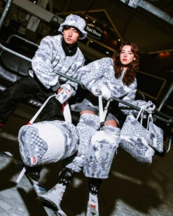 SPRAYGROUND 3AM PLUSH SWISS ALPS TOTE -Spray Ground T5755 8 1